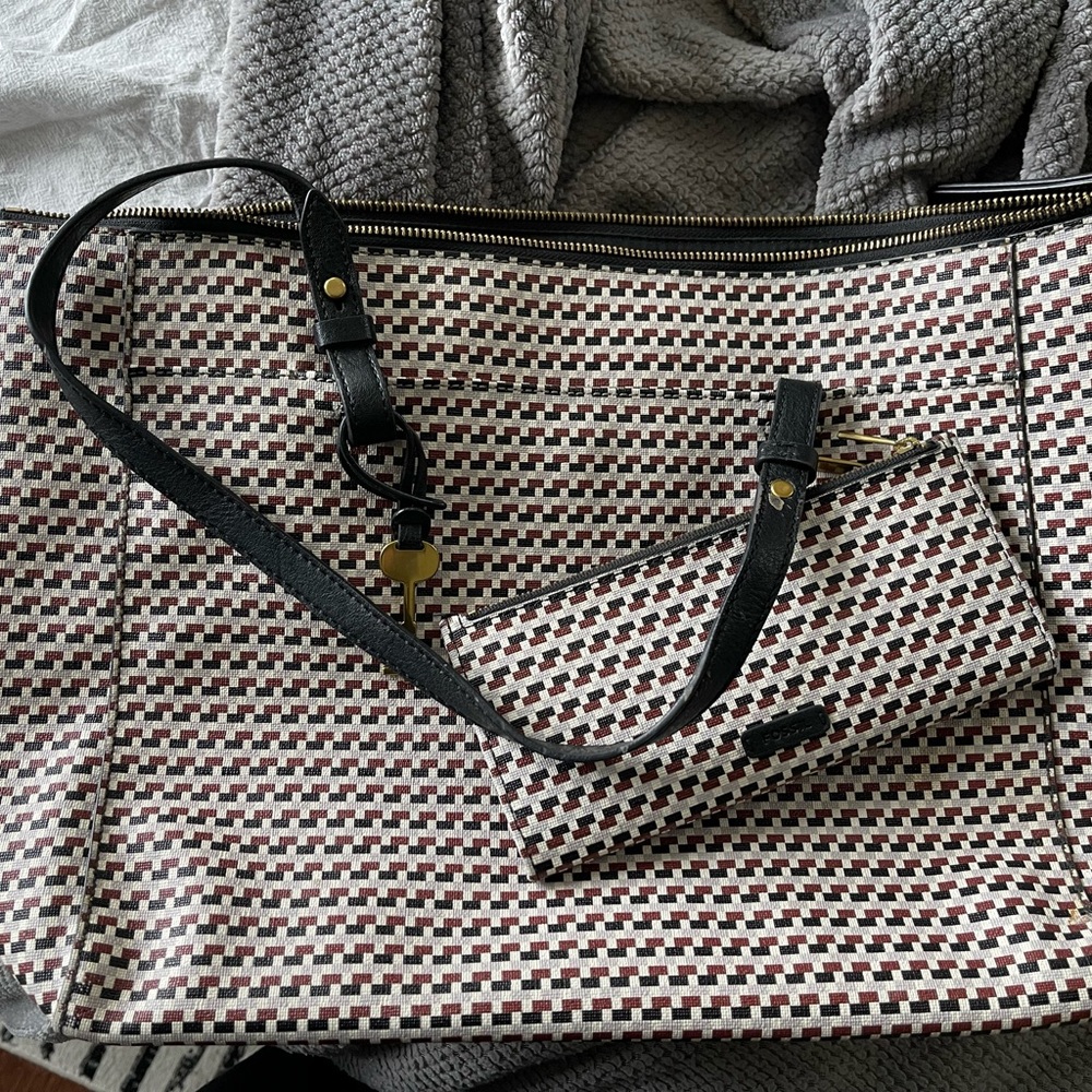 Fossil Bag & Wallet